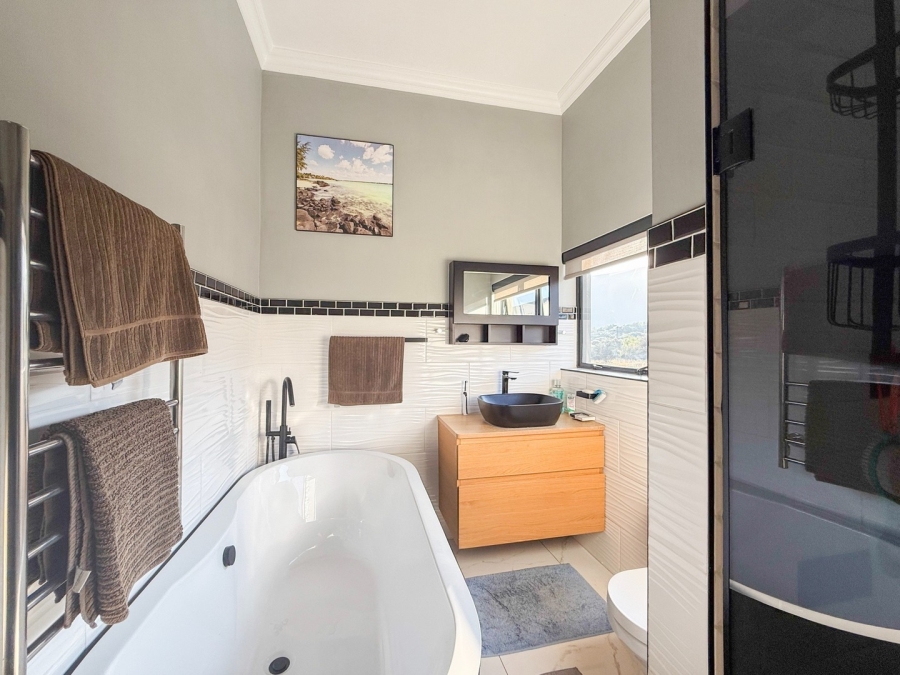 3 Bedroom Property for Sale in Leloko Lifestyle Estate North West